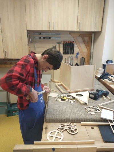 Pracownia stolarska 10