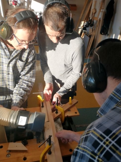 Pracownia stolarska 33