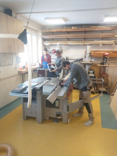 Pracownia stolarska 37