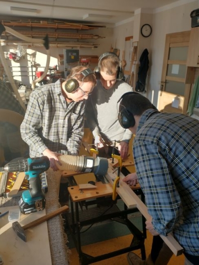 Pracownia stolarska 32